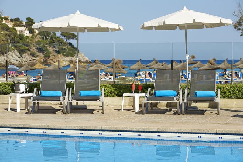 Universal Hotel Castell Royal foto 4