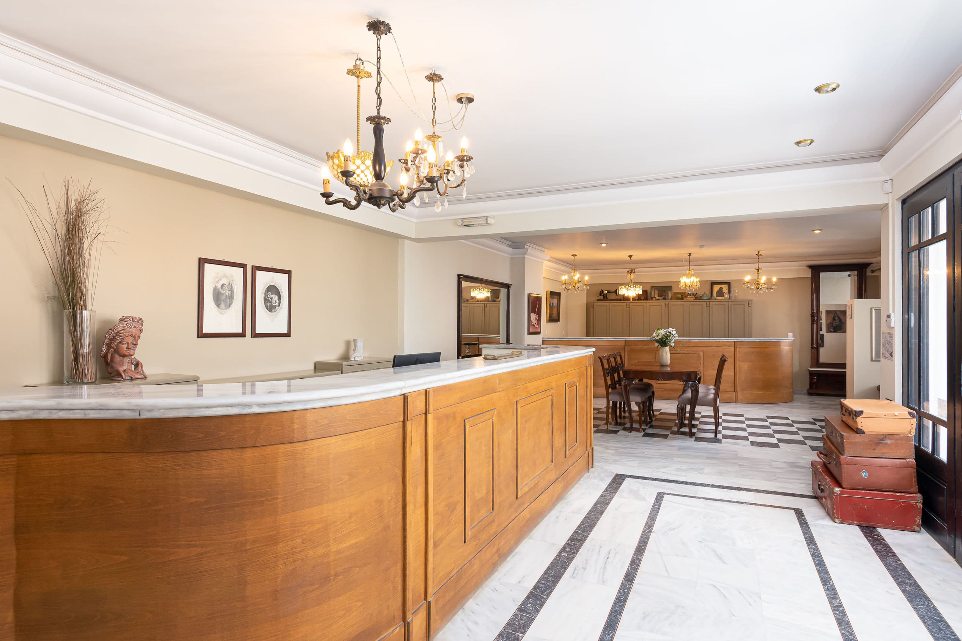 Nami Hotel & Suites foto 2