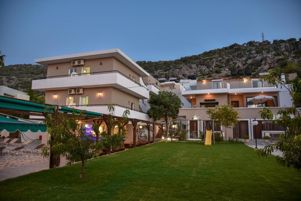 Iraklis Apartments foto 1