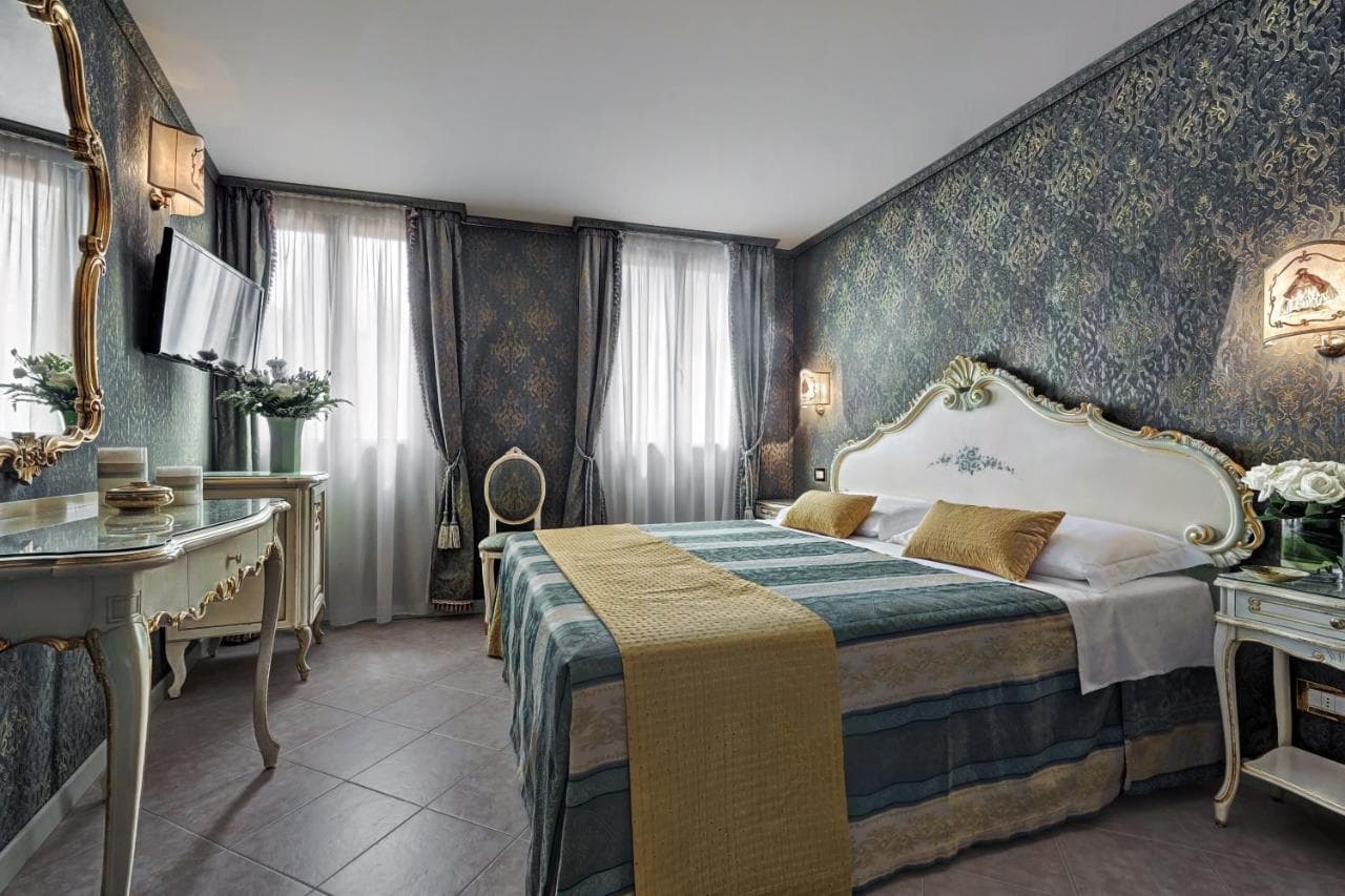 Antica Locanda Al Gambero Venetië photo 5