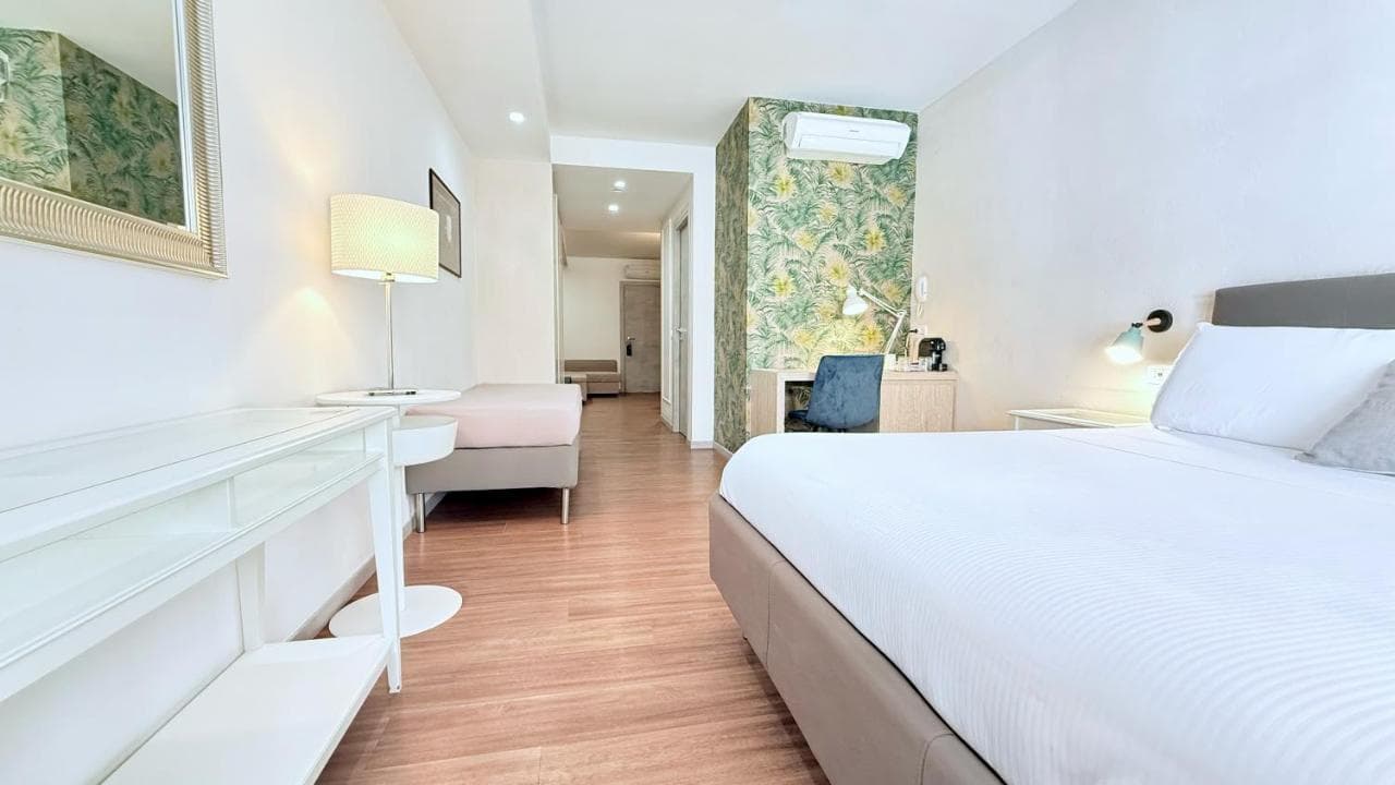 Prestige Rooms Chiaia foto 3