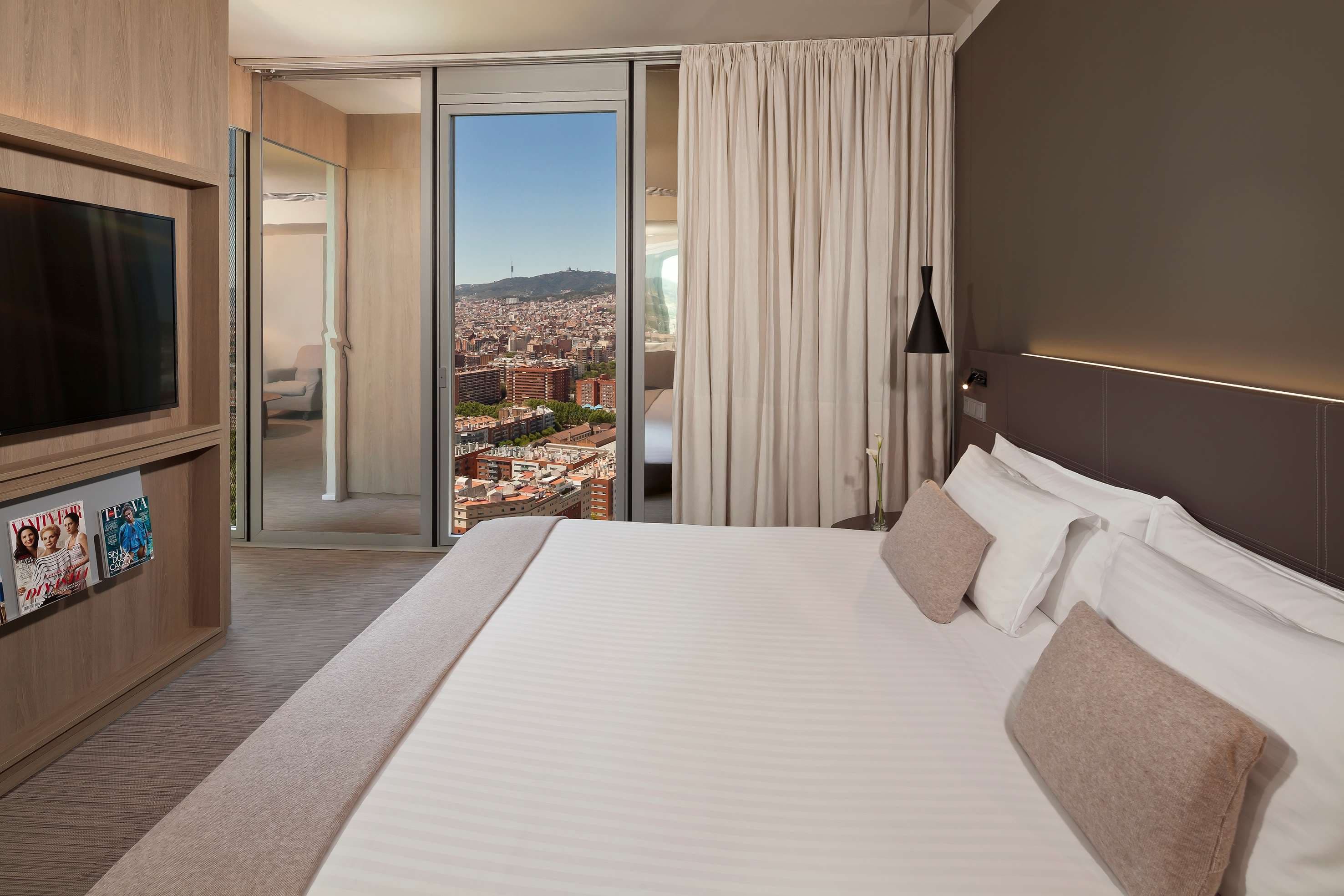 Meliá Barcelona Sky foto 2