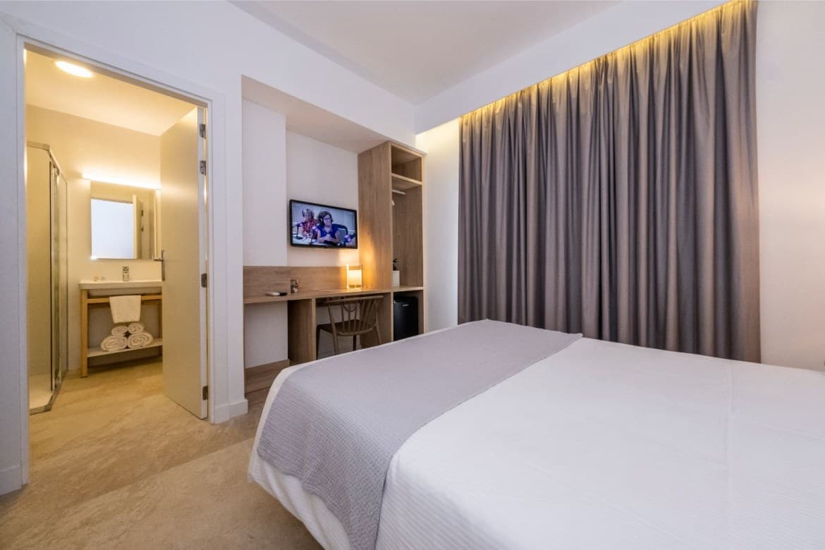 Hotel Victori Es Castell photo 5