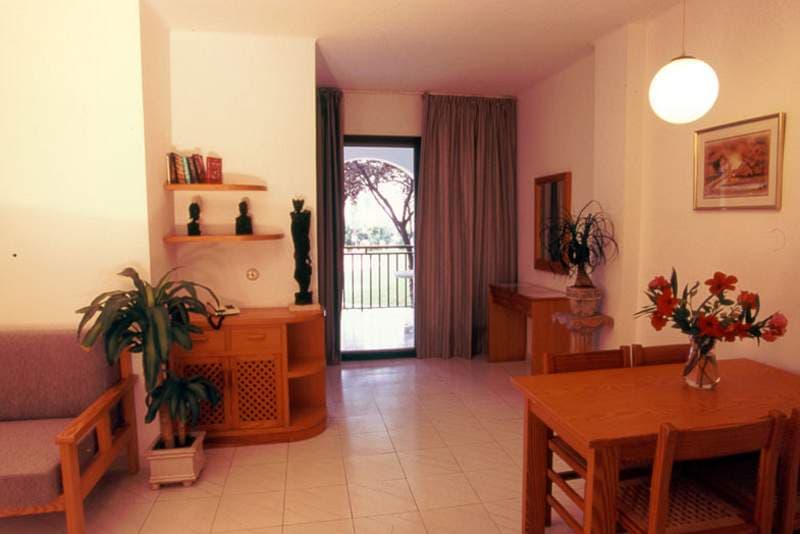 Ebano Hotel Apartments & Spa foto 3