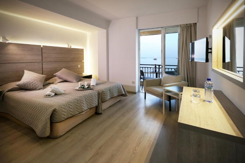 Pier Beach Hotel Apts foto 2