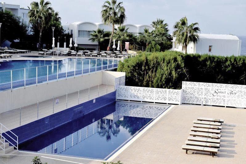 Theo Sunset Bay Hotel Paphos photo 5