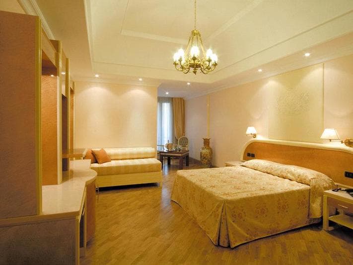 Domus Caesari foto 1