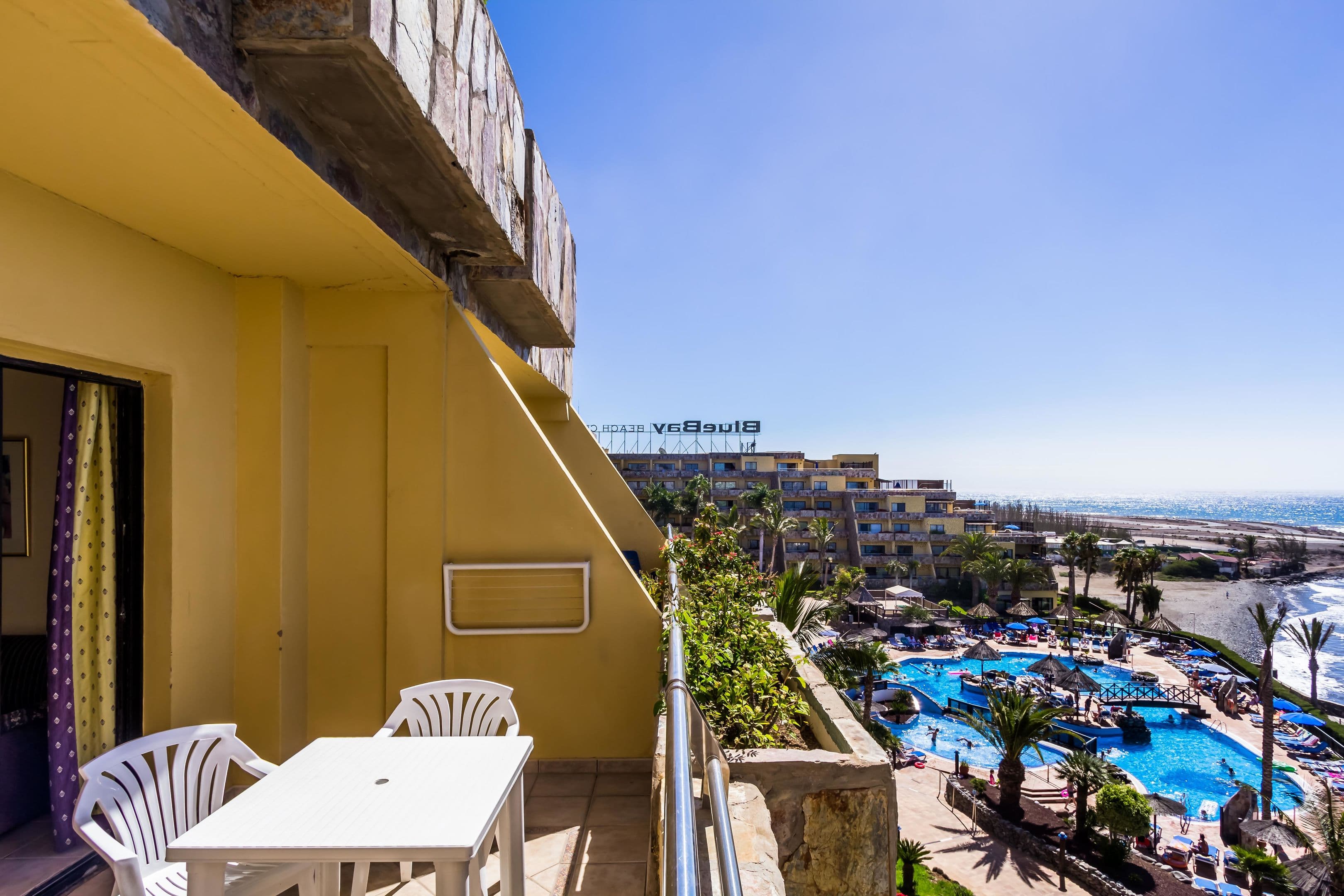 BlueBay Beach Club Bahia Feliz photo 5