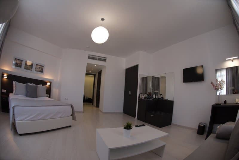 Boss Boutique Athens foto 1