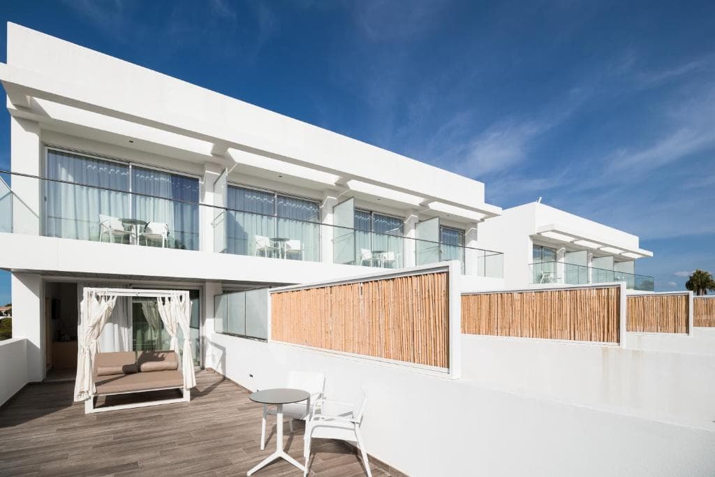 Hotel Petit Sagitario Cala Santandria photo 5