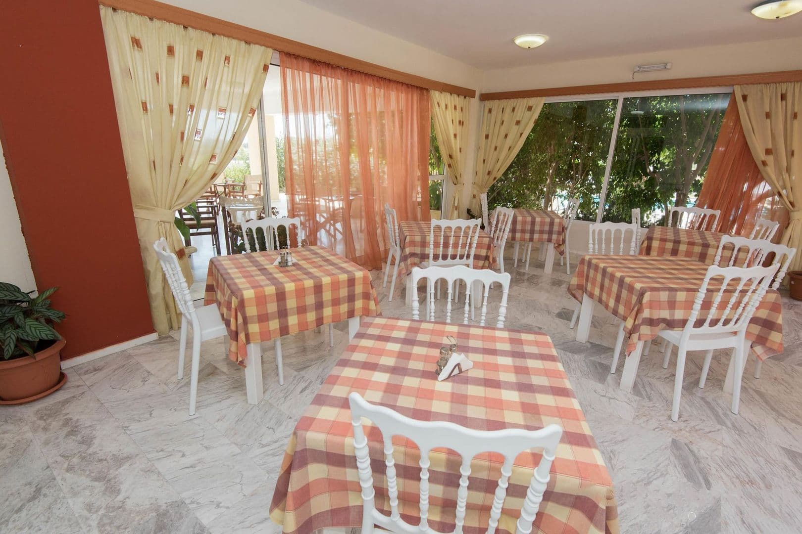 Leonidas Hotel & Studios foto 3