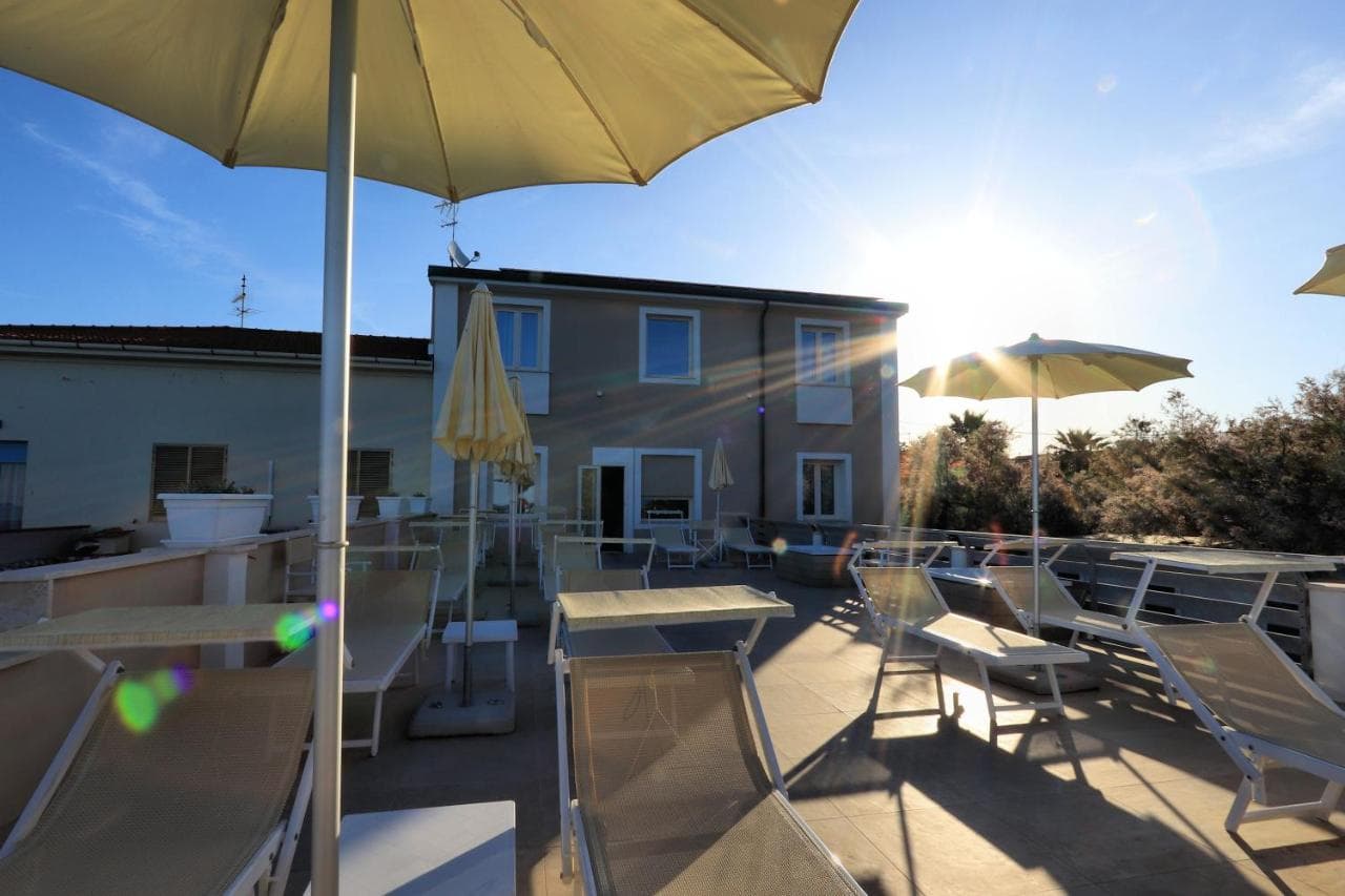 Hotel Cecina Beach foto 1