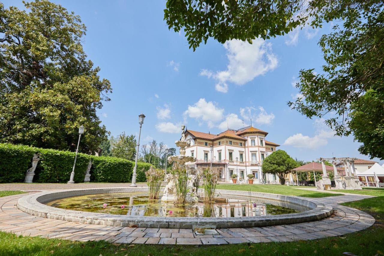 Villa Stucky foto 4