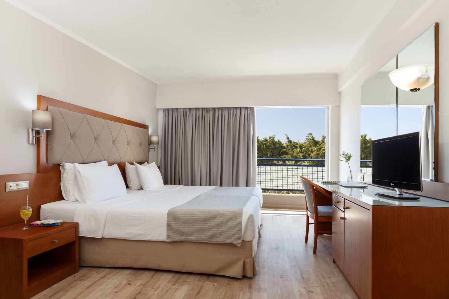 Best Western Rhodes Plaza Hotel foto 2