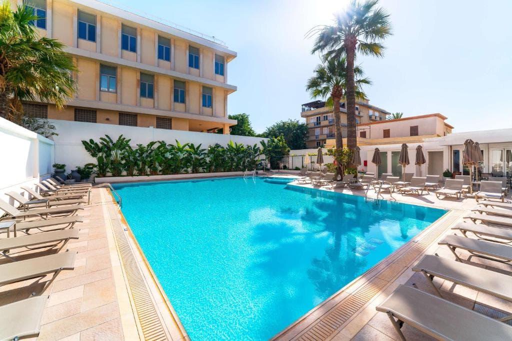 Best Western Rhodes Plaza Hotel foto 1