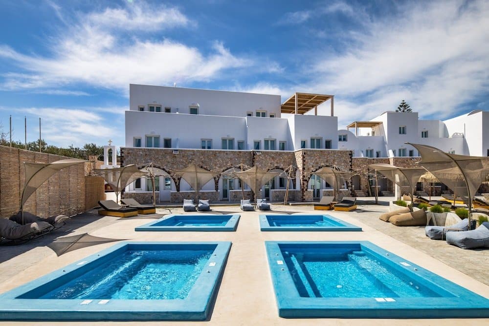 Aelia Luxury Suites Karterados photo 5