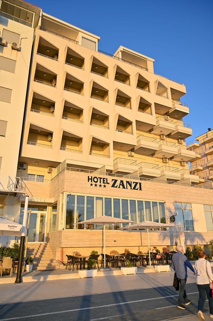 Hotel Zanzi foto 2