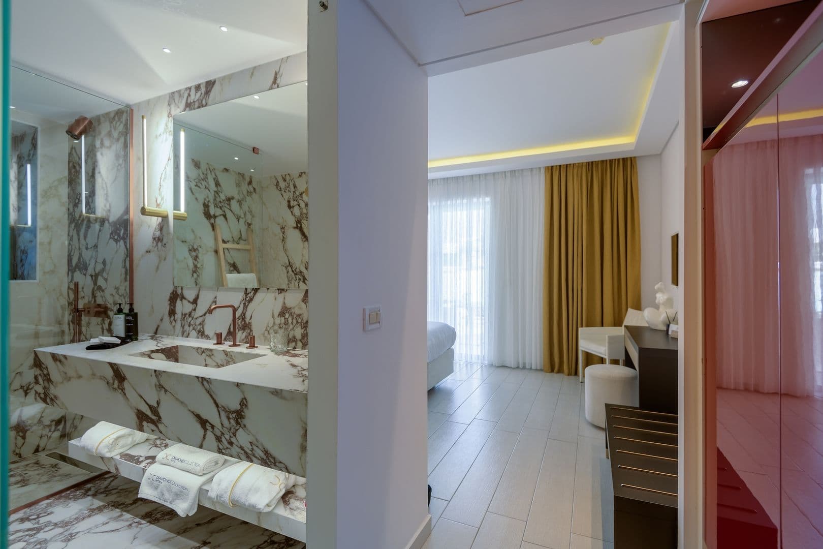 Diamond Deluxe Hotel Lambi photo 5