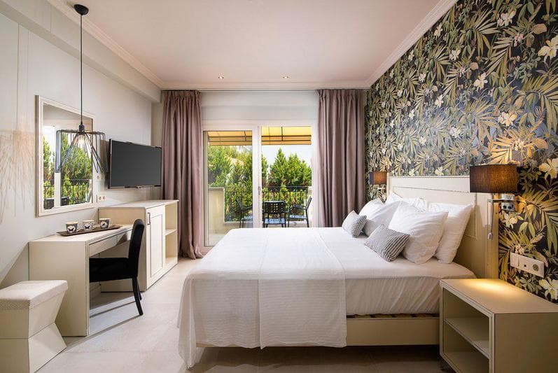 Deos Luxury Suites foto 3