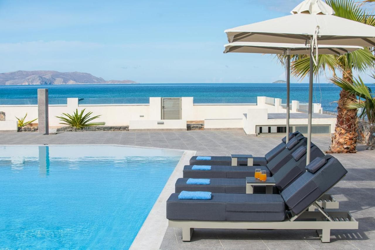 Saint George Gournes Bay foto 4