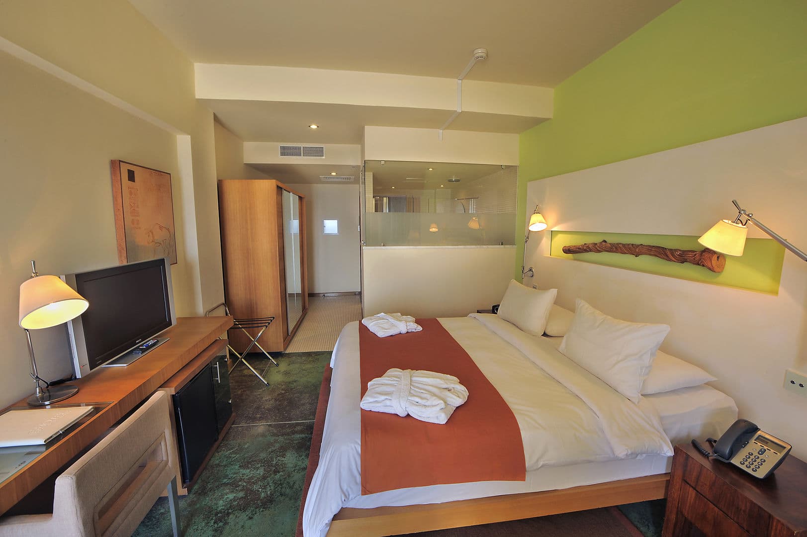 E-Hotel foto 2