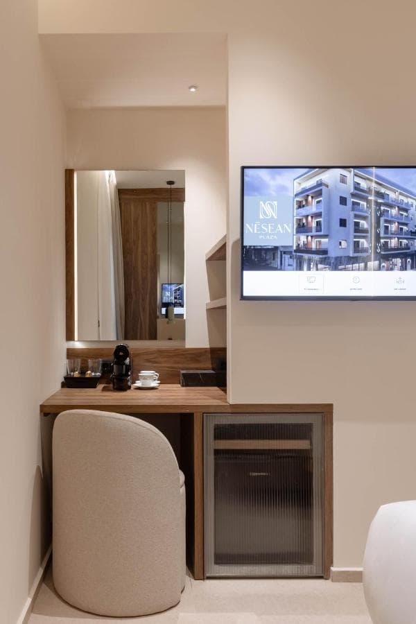 Nesean Plaza Hotel Heraklion photo 5