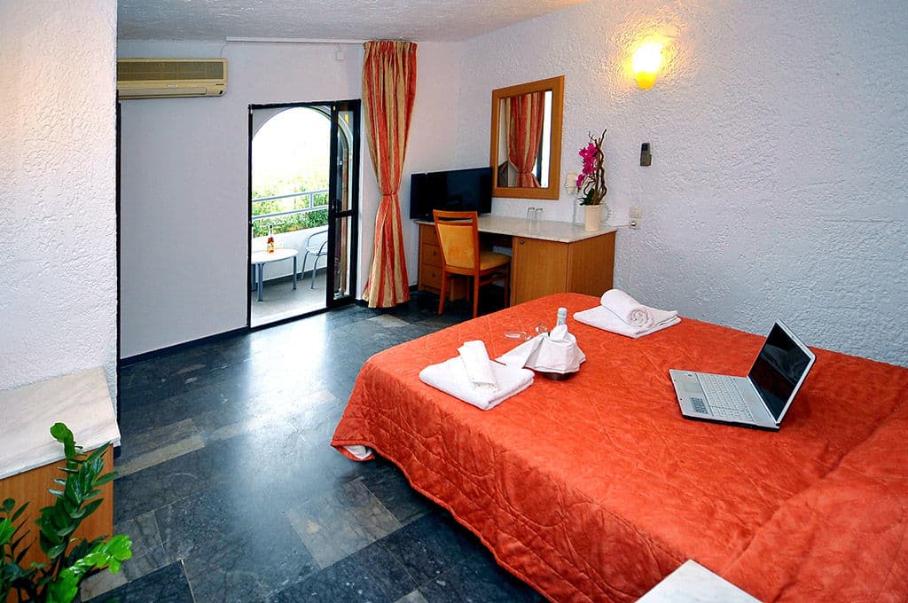Karteros Hotel foto 3