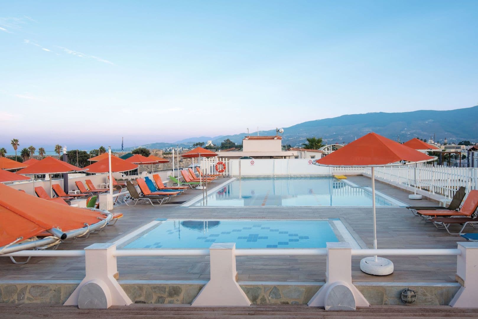 Kosta Palace City Hotel foto 1