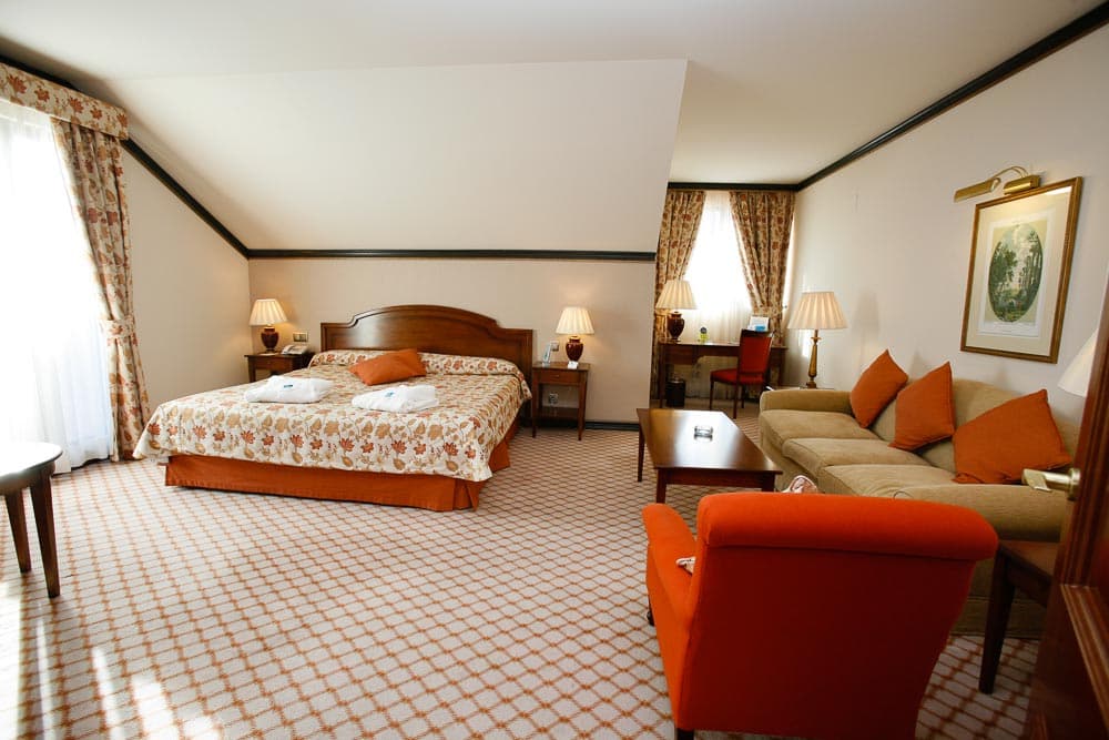 Gran Hotel Balneario de Puente Viesgo null photo 5