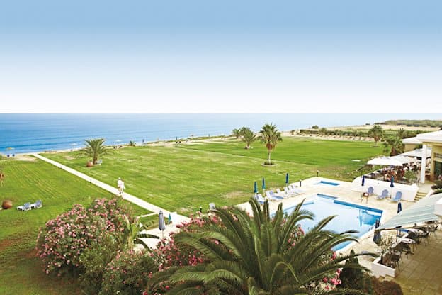 Natura Beach Hotel & Villas foto 1
