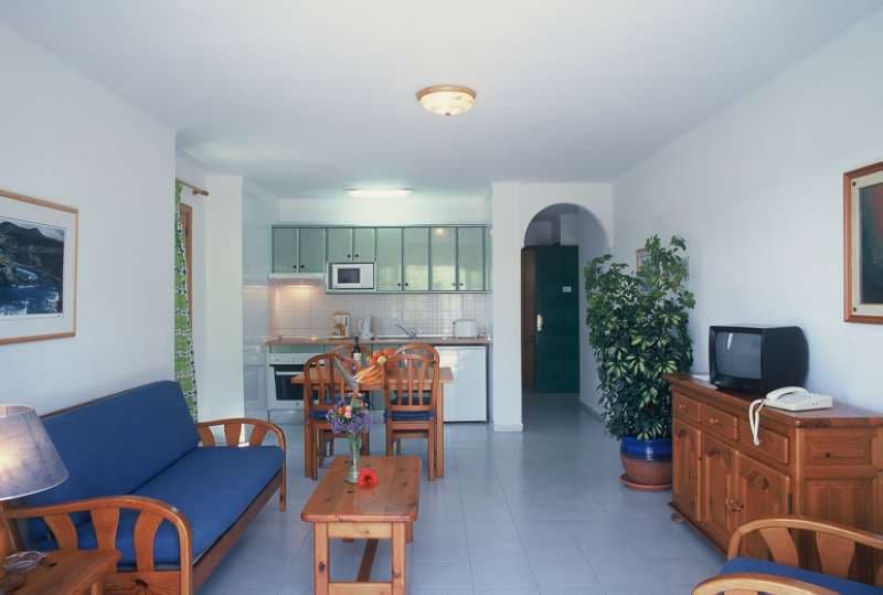 Nazaret Apartamentos