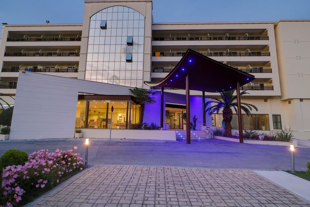 Olympian Bay Grand Resort foto 2