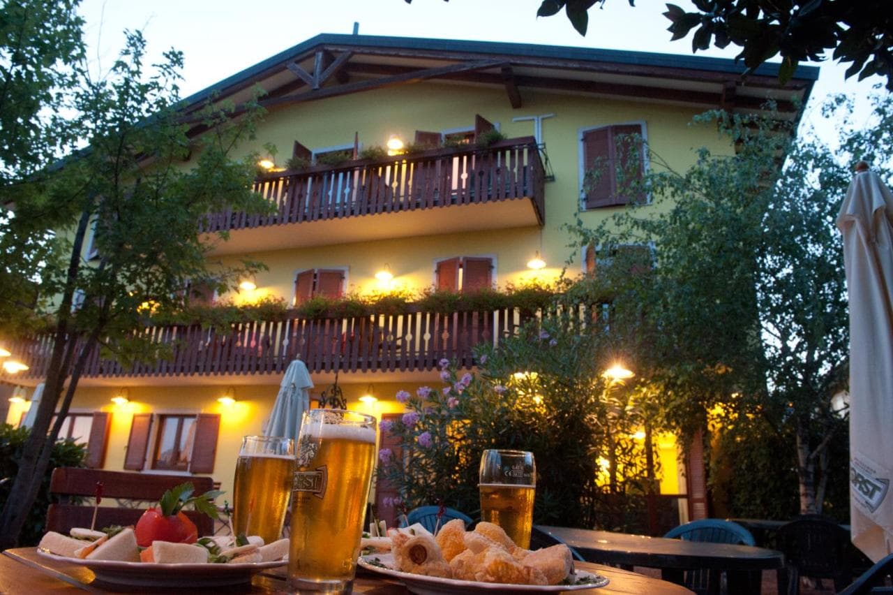 Hotel Romantic Cavaion Veronese photo 5