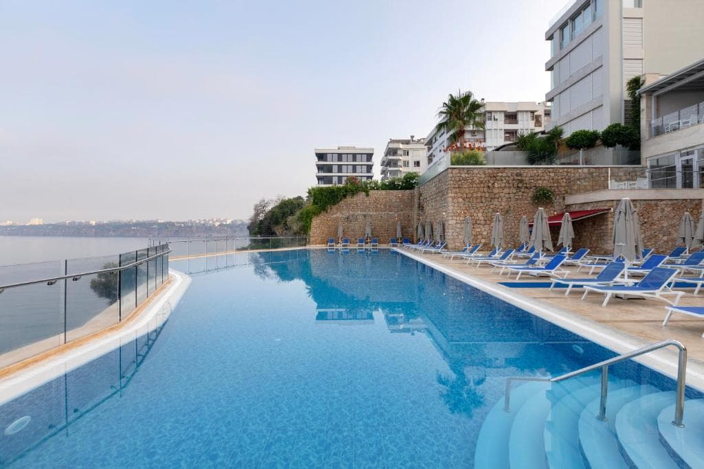 Ramada Plaza by Wyndham Antalya foto 1