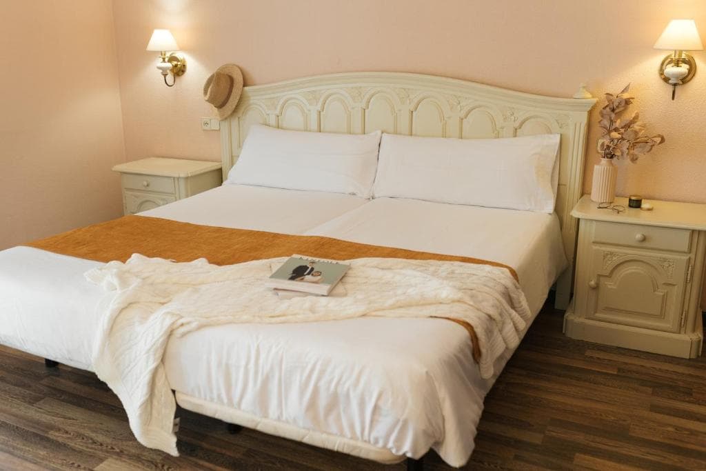 Hotel Roger De Flor By Seleqtta foto 2