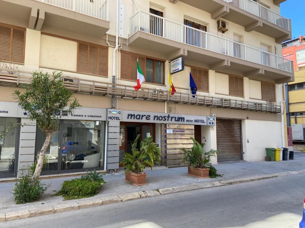 Mare Nostrum Petit Hotel foto 1