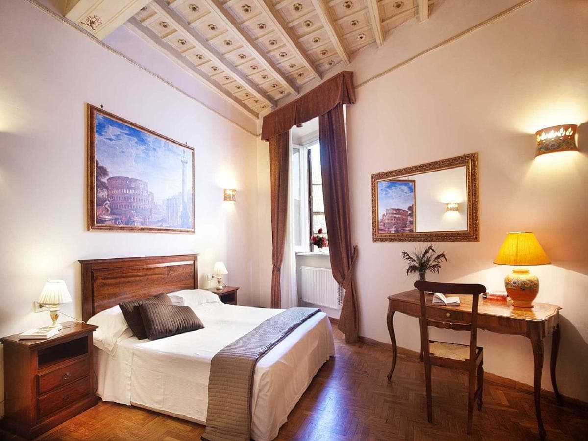 Pantheon Inn foto 2