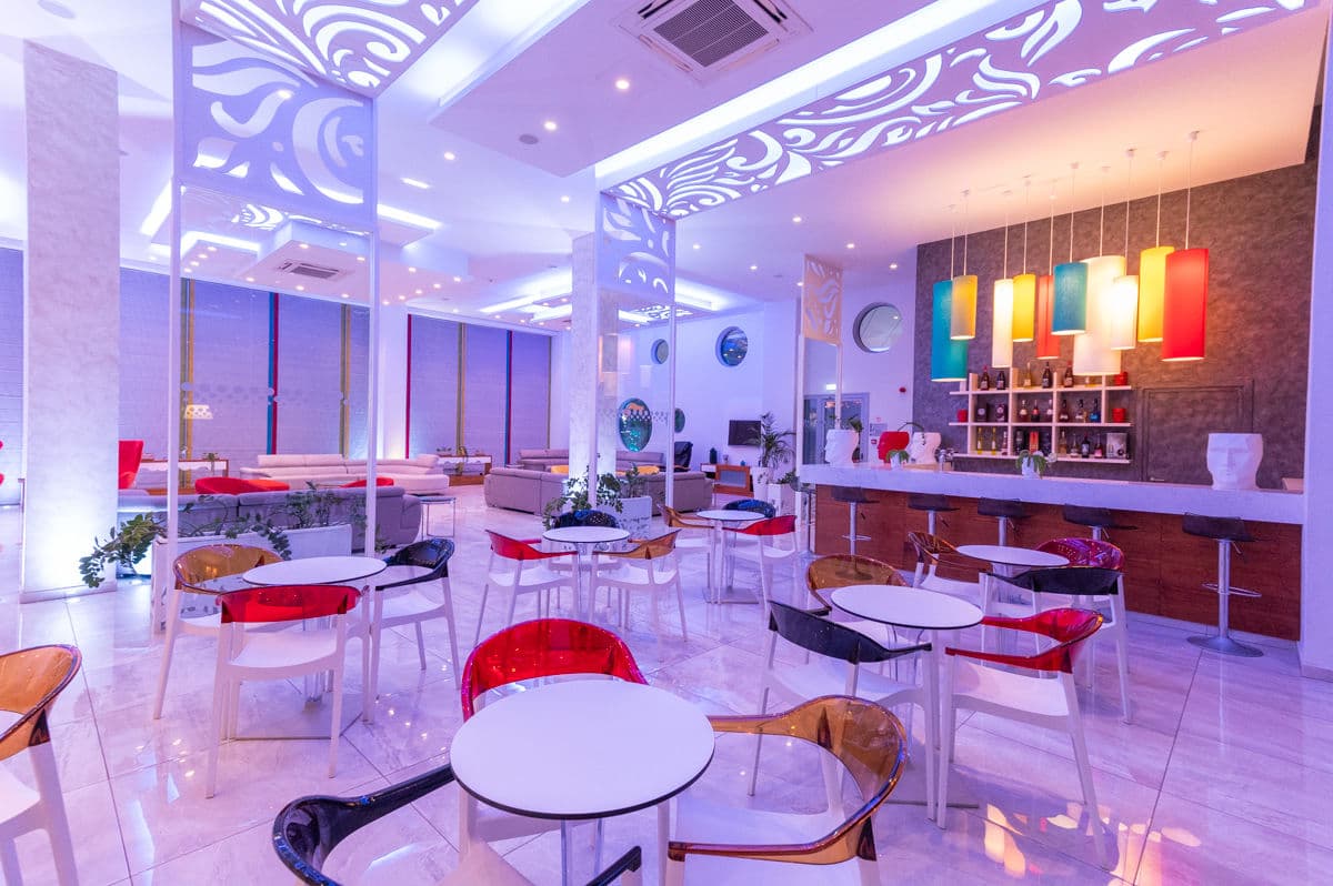 Nicholas Color Hotel foto 4