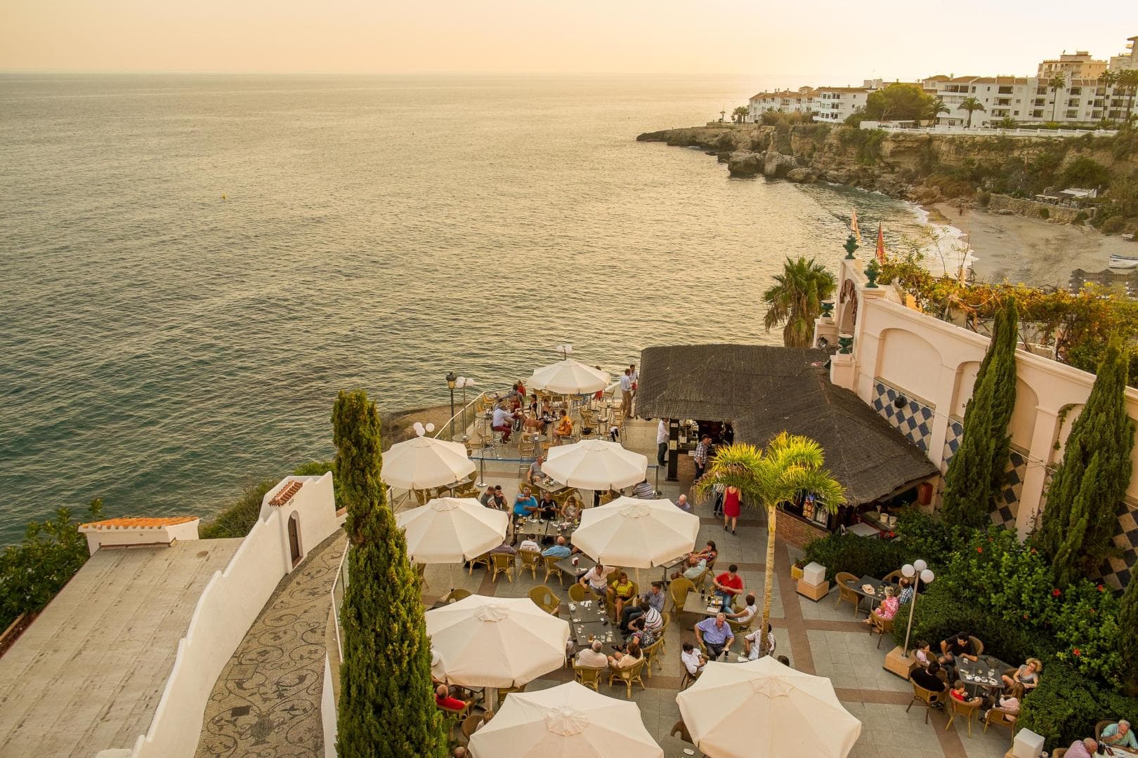 Toboso Apar-Turis Nerja photo 5