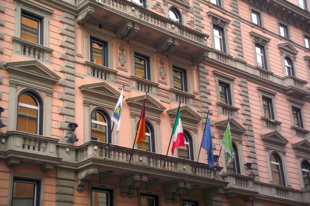 Best Western Plus Hotel Universo foto 1