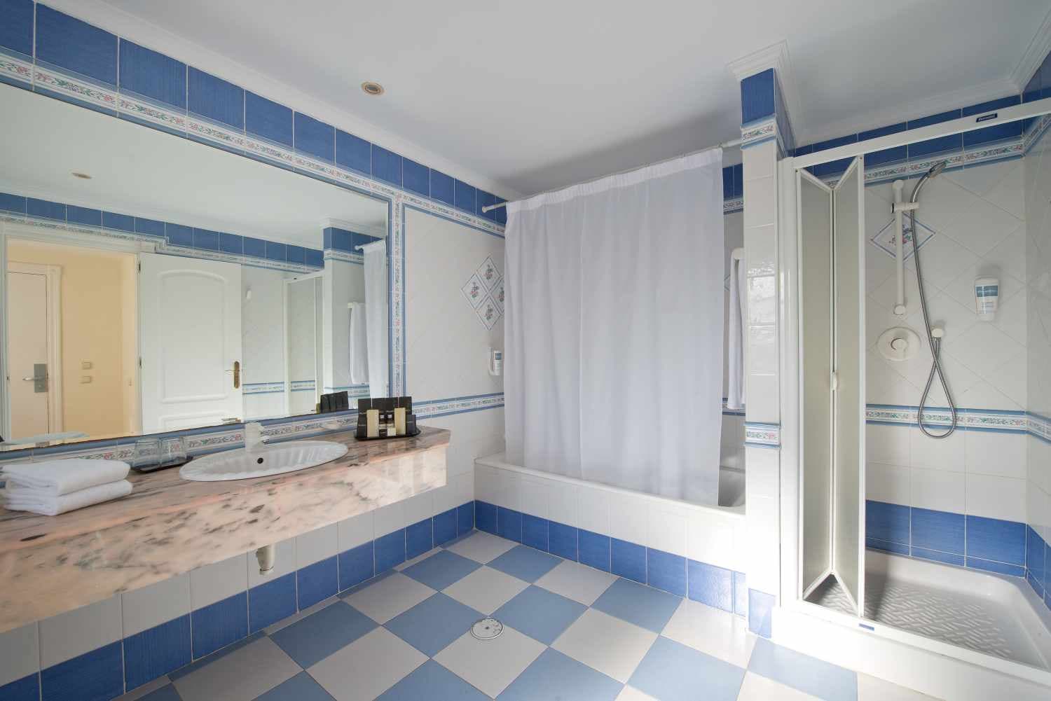 BlueBay Banús Marbella photo 5