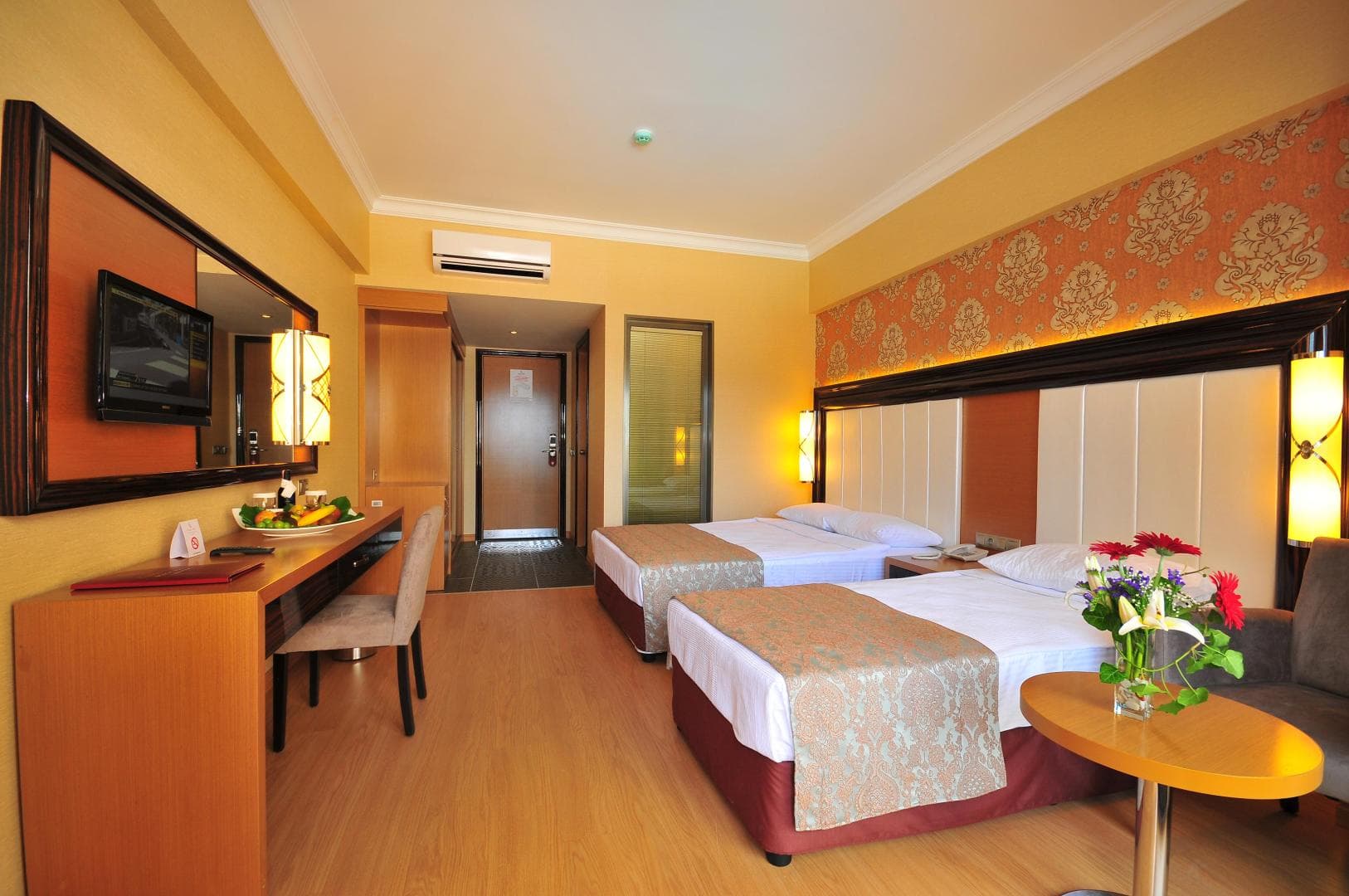 Golden Rock Beach Hotel foto 2