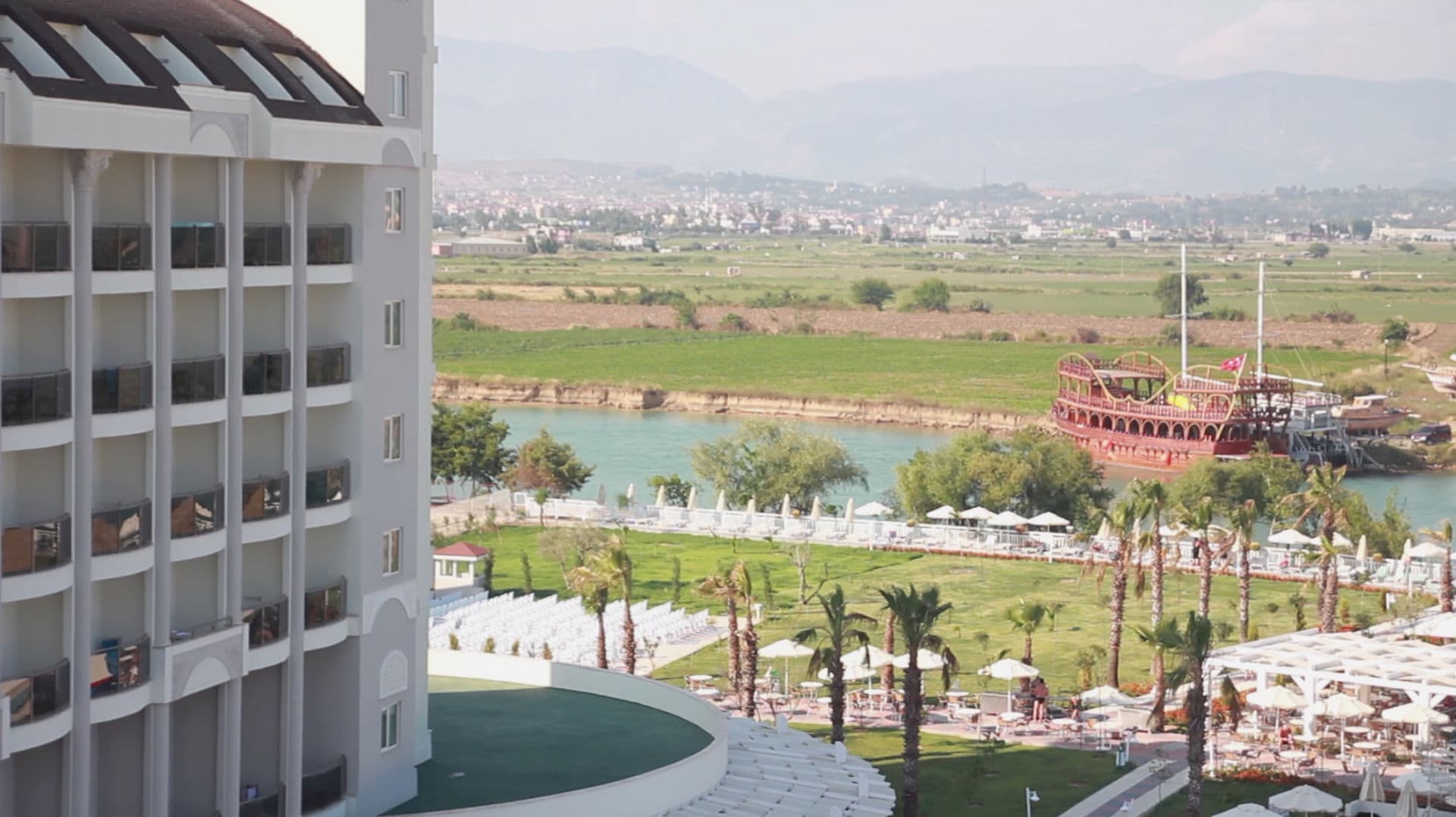LRS Lake & River Side Hotel & Spa Titreyengöl photo 5