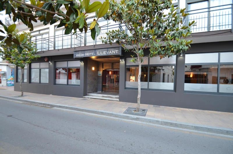 azuLine Hotel Llevant foto 1