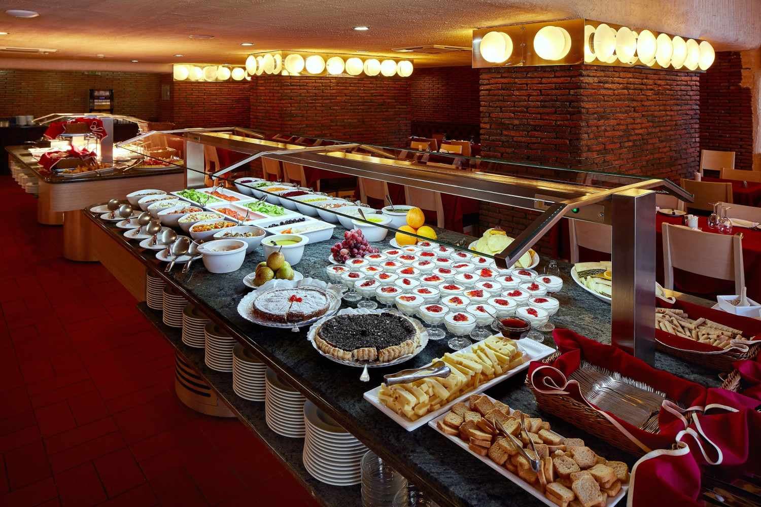 Alcazar Hotel & SPA Monte Gordo photo 5