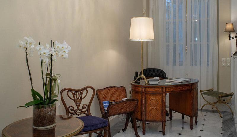 Noble Hotel Suites foto 3