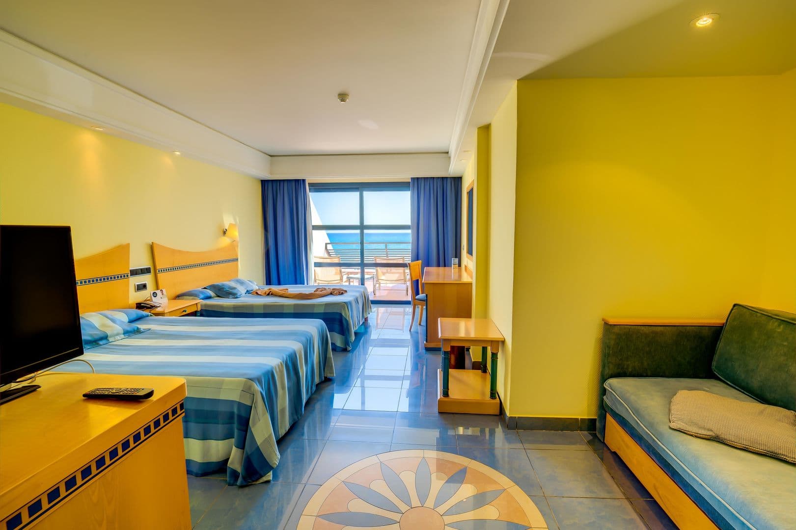 SBH Crystal Beach Hotel & Suites foto 2