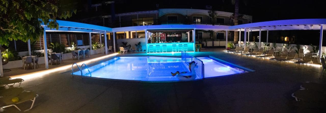 Trefon Hotel Apartments & Family Suites foto 1