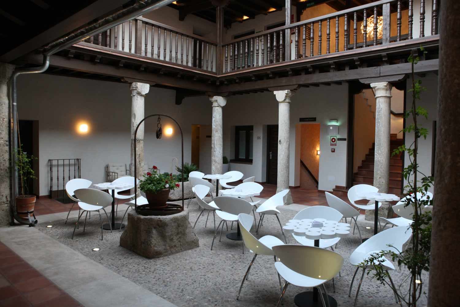 Evenia Alcalá Boutique Alcalá de Henares photo 5