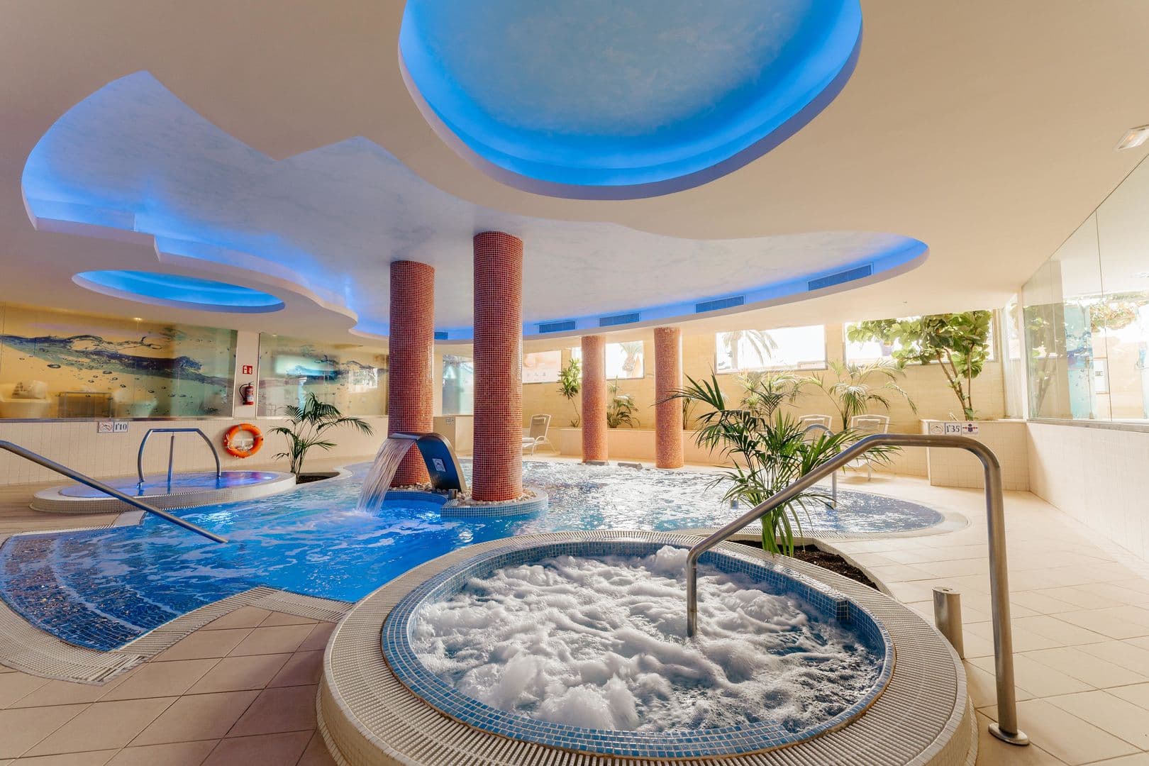 R2 Buganvilla Hotel & Spa foto 4